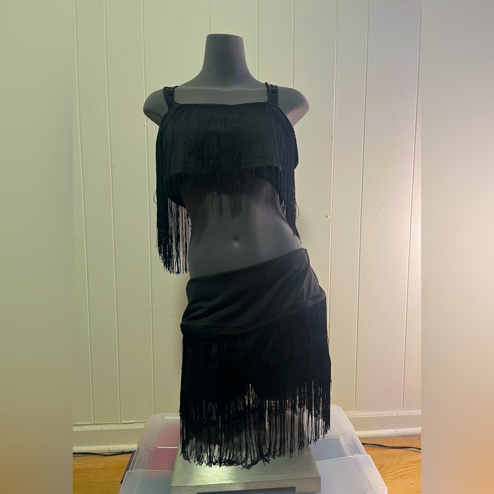 SHEIN Curve Plus 1XL Black Fringe Trim Cami Top & Shorts